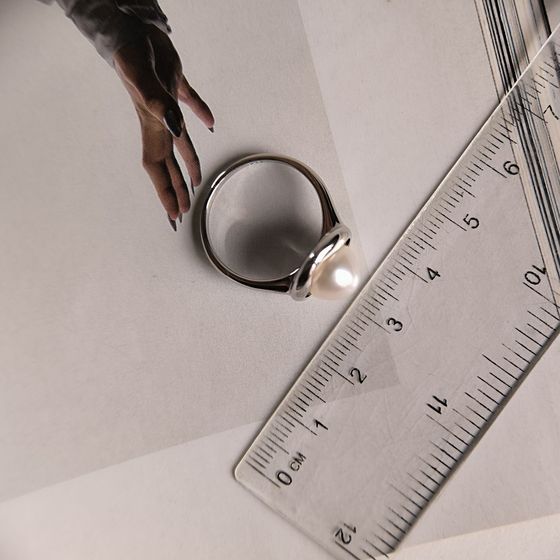 Серебряное кольцо с жемчугом