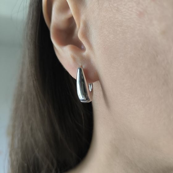 Серебряные серьги без камней Серебряные серьги без камней