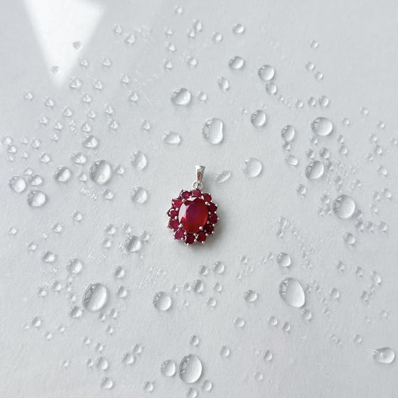 Серебряная подвеска с рубином 5.59ct