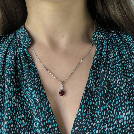 Серебряная подвеска с гранатом nano 2.291ct, фианитами