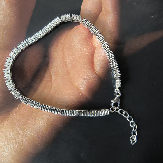 Серебряный браслет с сапфиром 4.35ct