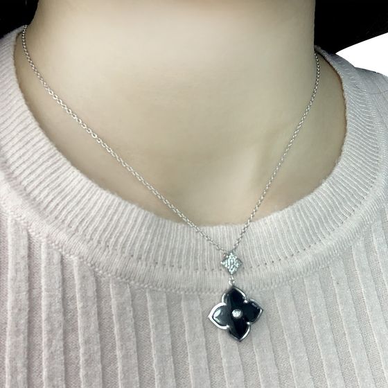 Серебряное колье с керамикой