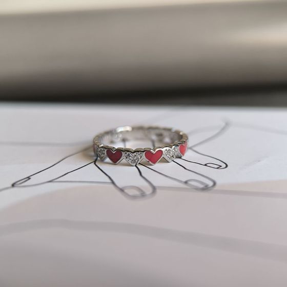 Серебряное кольцо с емаллю, фианитами