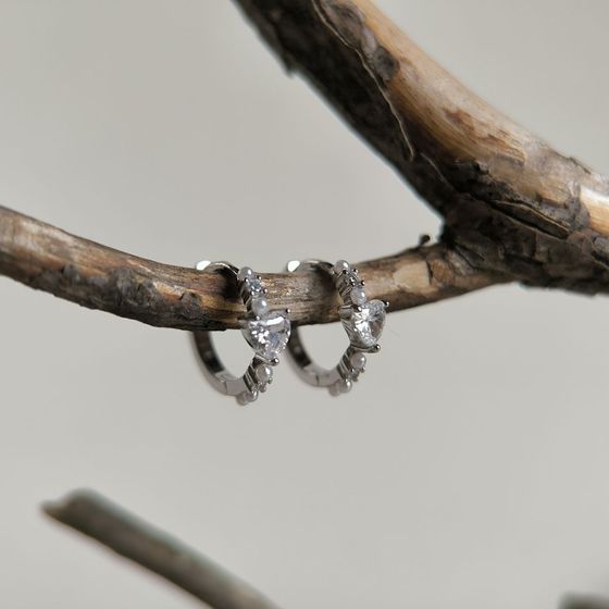 Серебряные серьги с фианитами