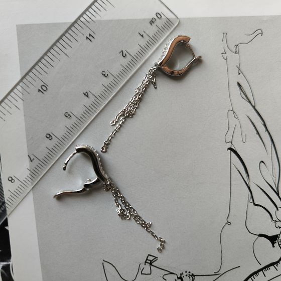 Серебряные серьги с фианитами