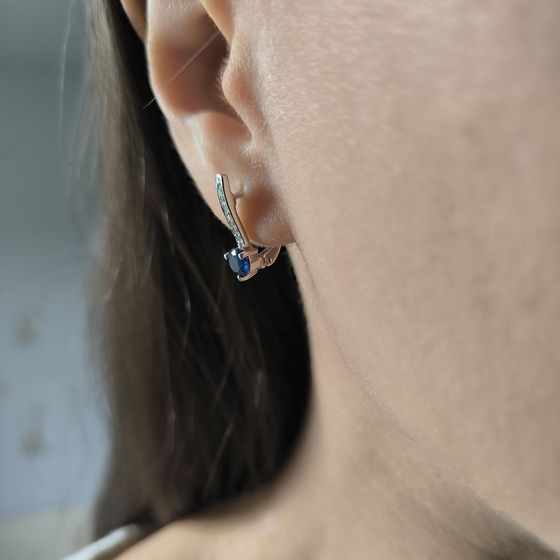 Серебряные серьги с сапфиром nano 0.899ct, фианитами
