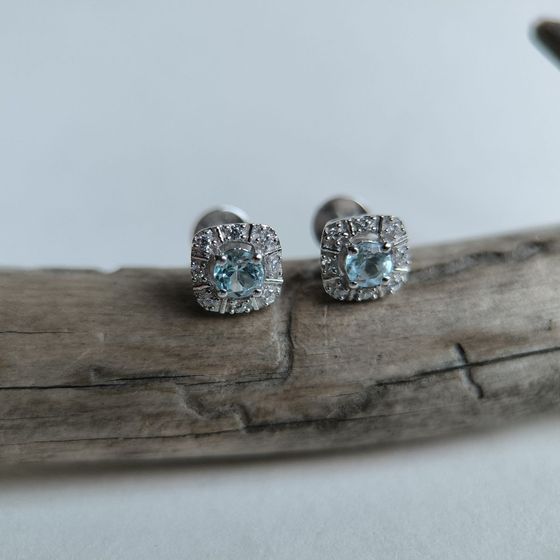 Серебряные серьги с топазом 0.89ct