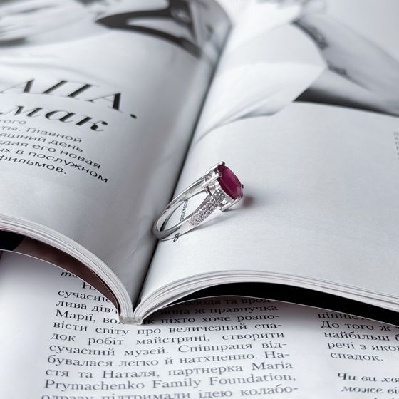 Серебряное кольцо с рубином 3.877ct