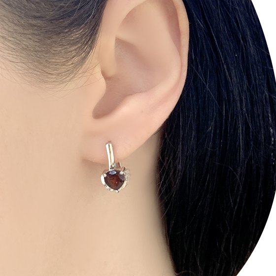 Серебряные серьги с гранатом 1.81ct