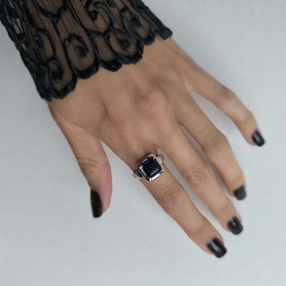 Серебряное кольцо с сапфиром nano 1.975ct