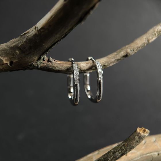 Серебряные серьги с фианитами