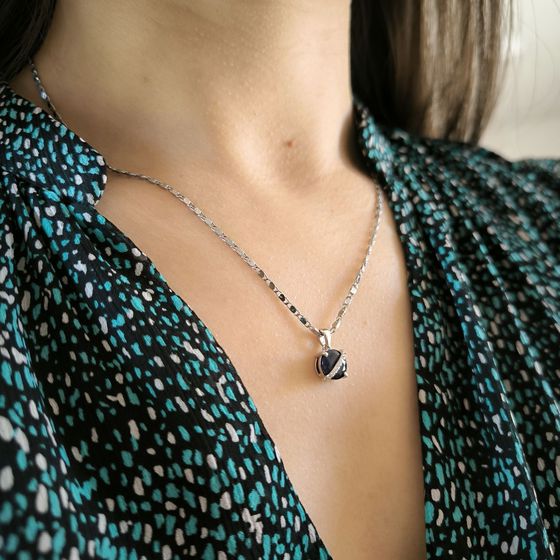 Серебряная подвеска с сапфиром 2.599ct, фианитами