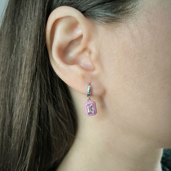 Серебряные серьги с фианитами, емаллю