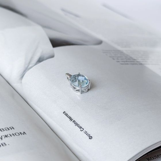 Серебряная подвеска с топазом 3.025ct