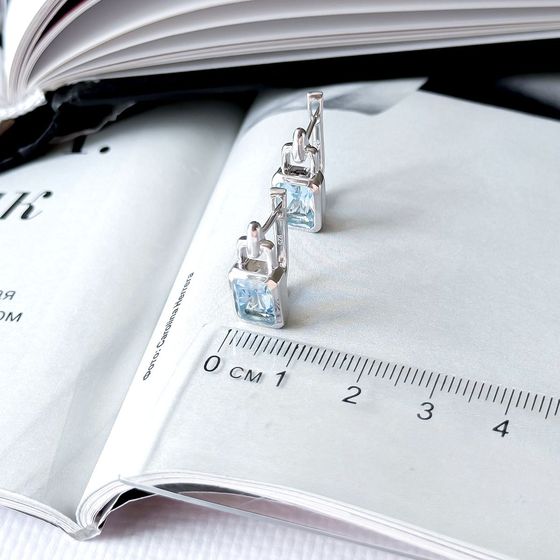 Серебряные серьги с топазом 3.867ct