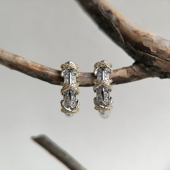 Серебряные серьги с фианитами