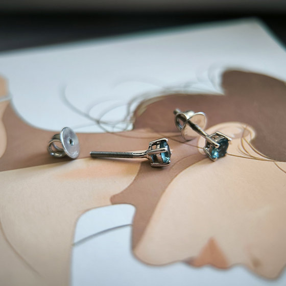Серебряные серьги с топазом Лондон Блю 0.69ct
