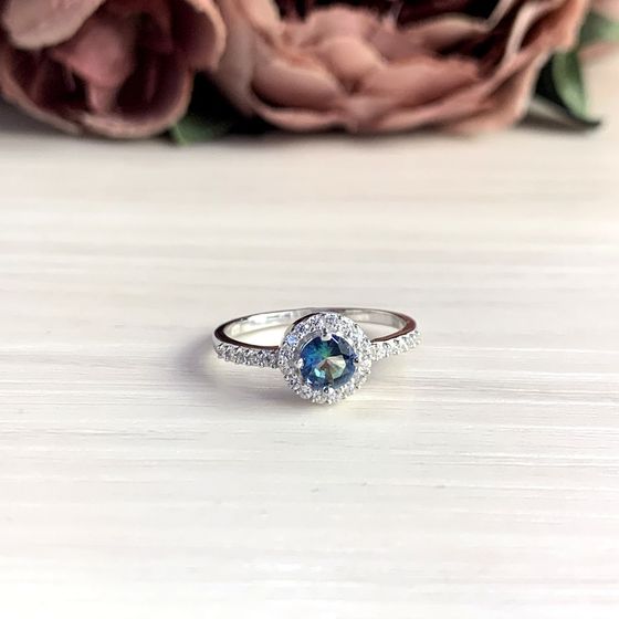 Серебряное кольцо с мистик топазом 0.75ct