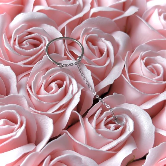 Серебряное кольцо без камней