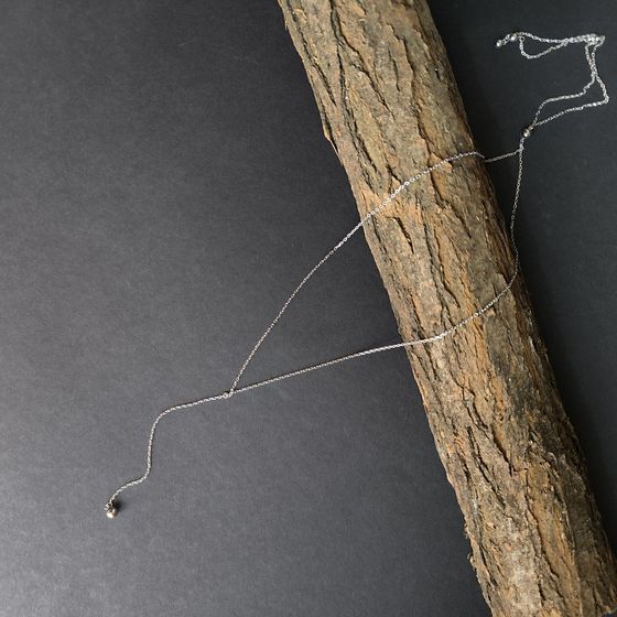 Серебряное колье без камней