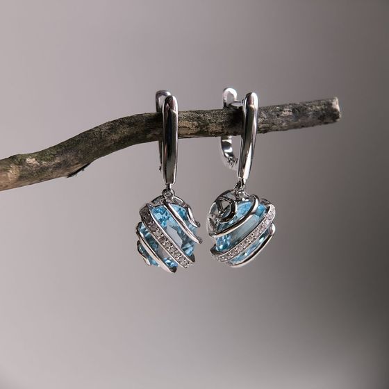 Серебряные серьги с топазом 11.96ct