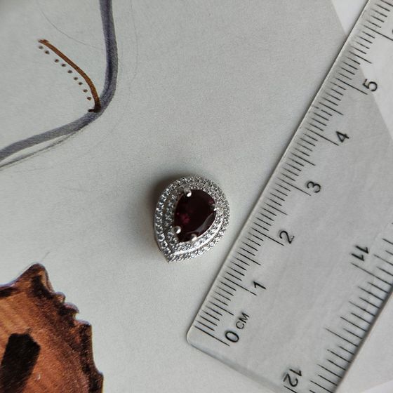 Серебряная подвеска с гранатом 2.181ct, фианитами