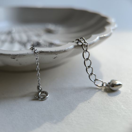 Серебряное колье с перламутром