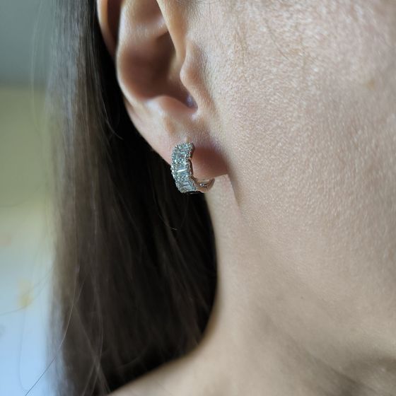 Серебряные серьги с фианитами Серебряные серьги с фианитами