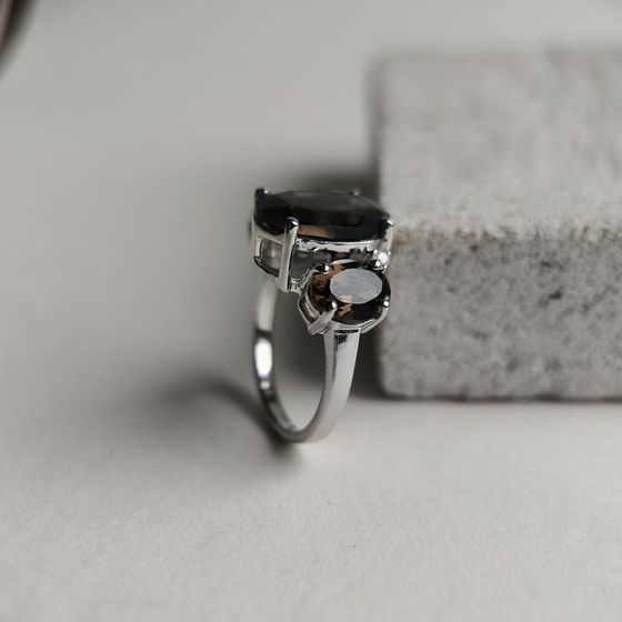 Серебряное кольцо с раухтопазом (дымчатым кварцем) 7.29ct, фианитами