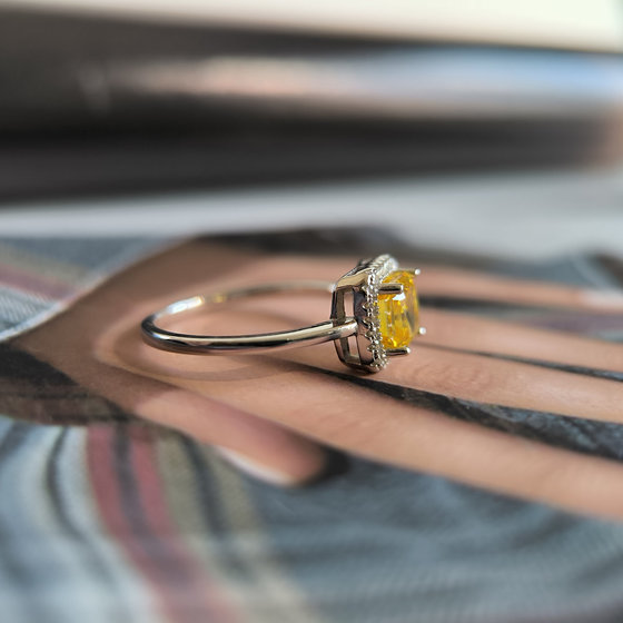 Серебряное кольцо с фианитами