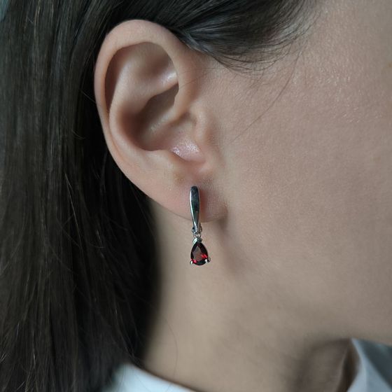 Серебряные серьги с гранатом 1.542ct