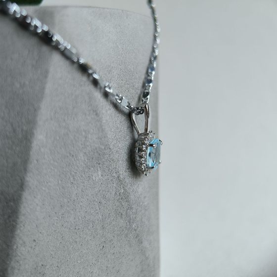 Серебряная подвеска с топазом 1.12ct