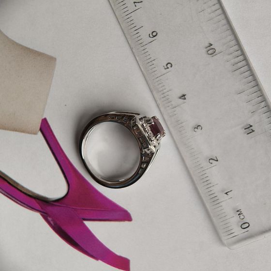 Серебряное кольцо с рубином 1.717ct