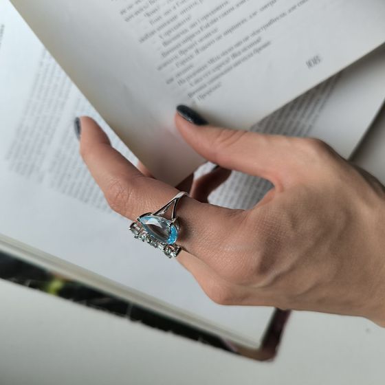 Серебряное кольцо с топазом 6.173ct