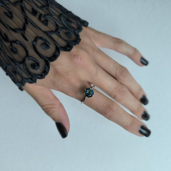 Серебряное кольцо с мистик топазом 1.95ct