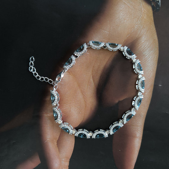 Серебряный браслет с топазом Лондон Блю 8.502ct