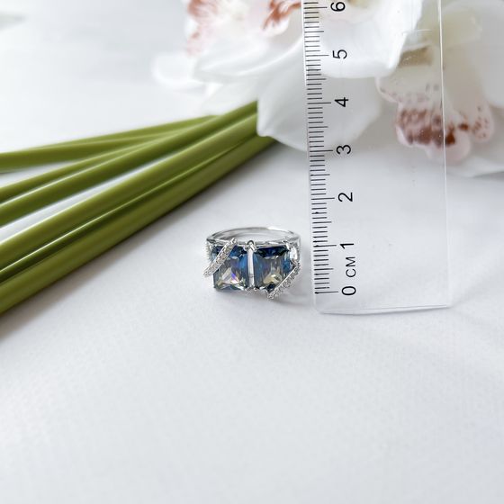 Серебряное кольцо с мистик топазом 10.899ct