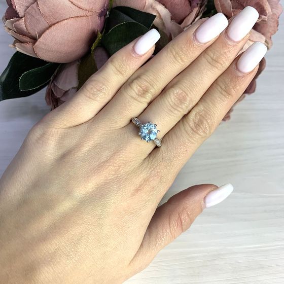 Серебряное кольцо с топазом 2.321ct