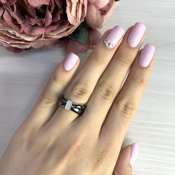 Серебряное кольцо с керамикой, емаллю, фианитами