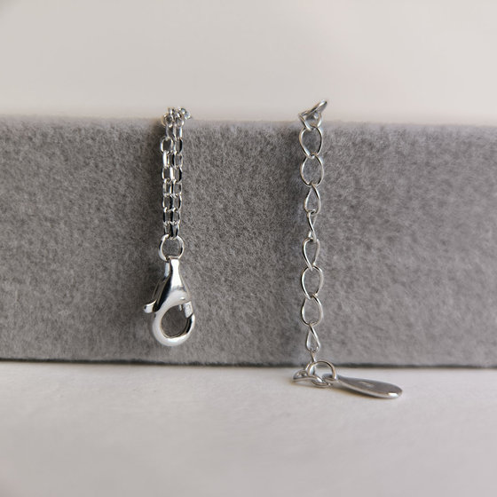 Серебряный браслет с фианитами