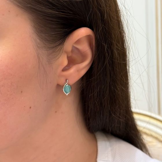 Серебряные серьги с изумрудом