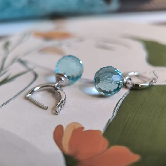 Серебряные серьги с фианитами Серебряные серьги с фианитами