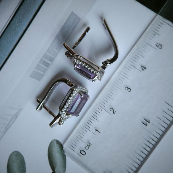 Серебряные серьги с аметистом