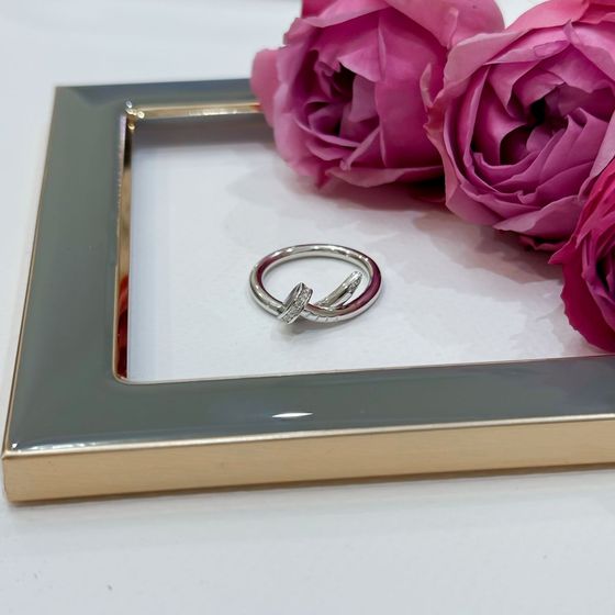 Серебряное кольцо с фианитами