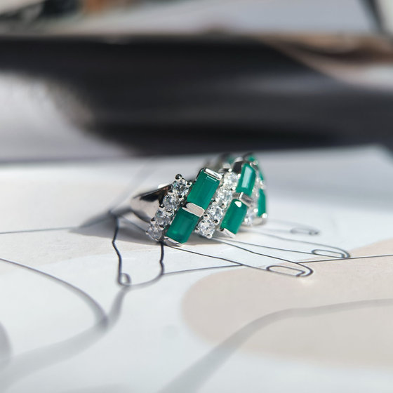 Серебряное кольцо с агатом 4.767ct