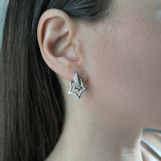 Серебряные серьги с фианитами