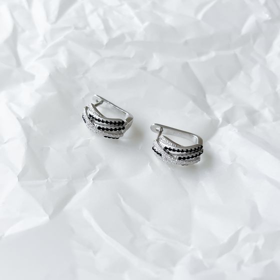 Серебряные серьги с фианитами