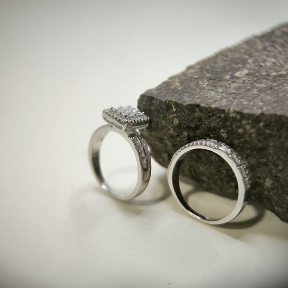 Серебряное кольцо с фианитами