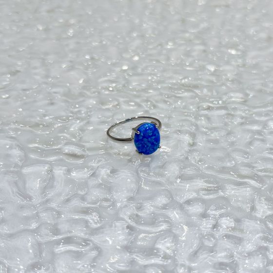 Серебряное кольцо с опалом