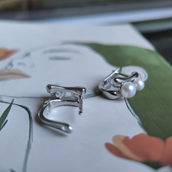Серебряные серьги с жемчугом 4.75ct